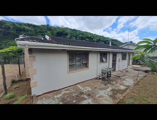 3 BEDROOM PROPERTY TO RENT IN UMLAZI BB